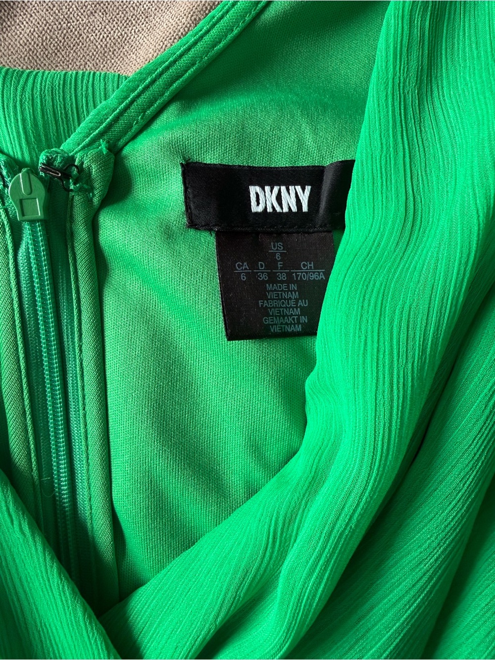 DKNY Green Wrap Midi Dress Tie Waist Chiffon Sleeveless Size 6 - Picture 4 of 5
